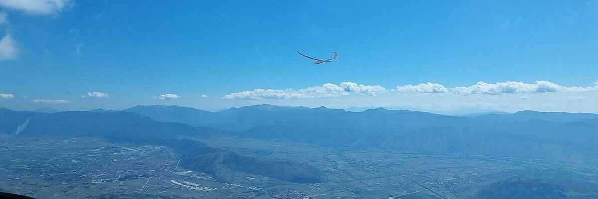 Flugwegposition um 13:06:23: Aufgenommen in der Nähe von 67050 Massa d'Albe, L’Aquila, Italien in 2306 Meter
